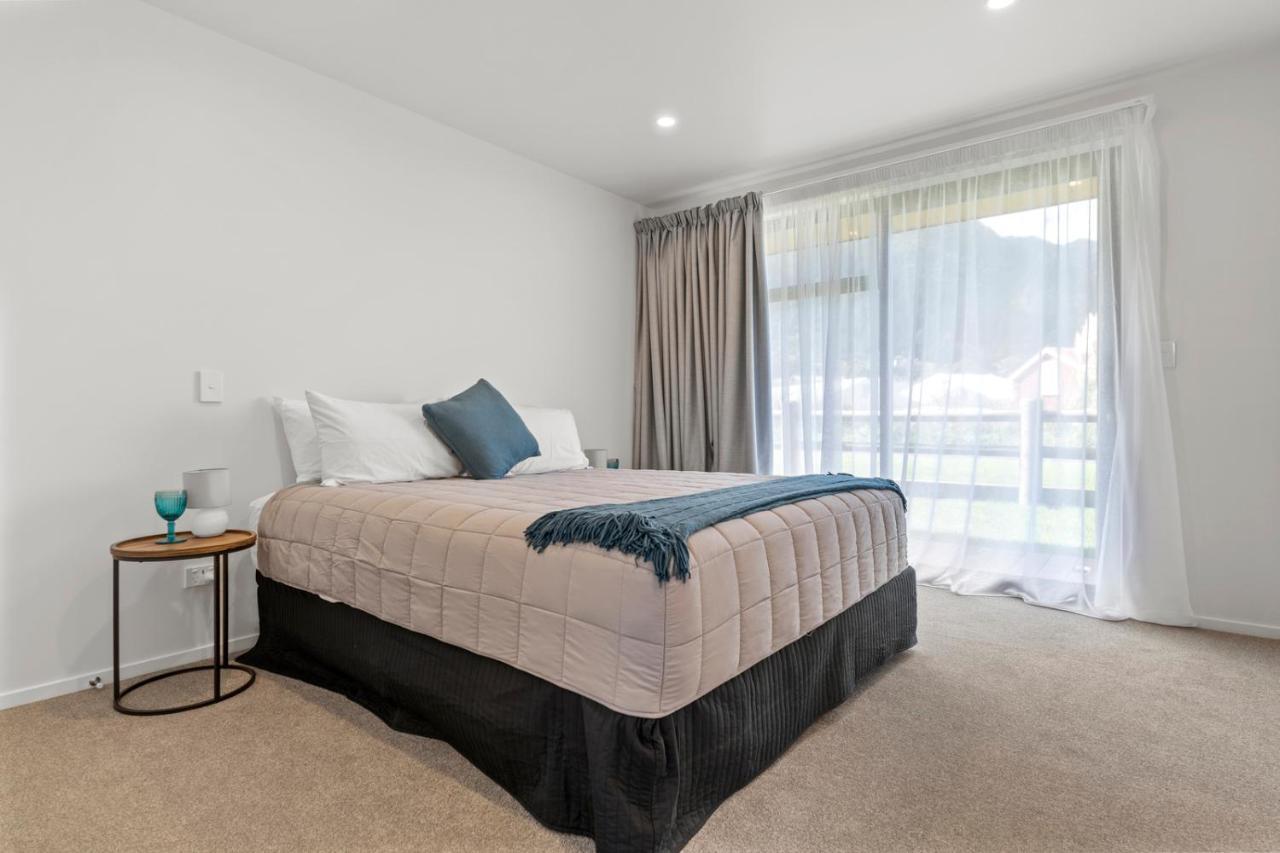 Custom Designed Holiday Home, Next To Cycleway. Te Aroha Extérieur photo