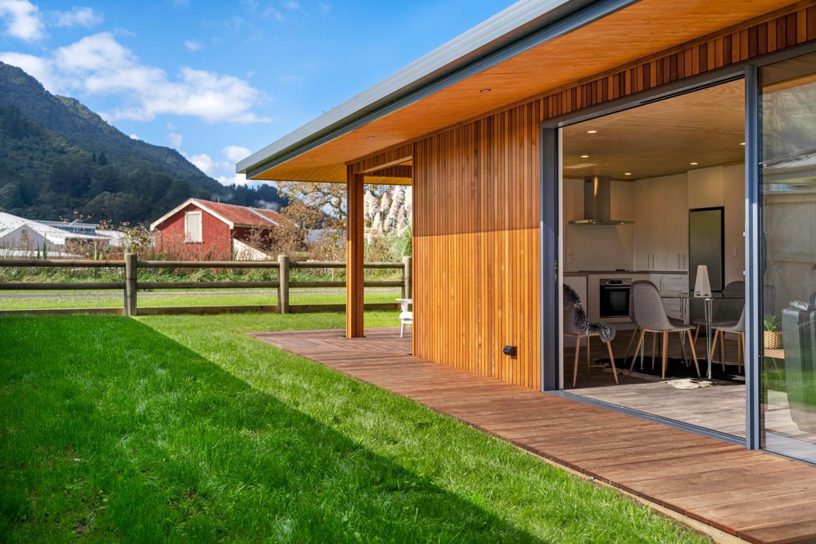 Custom Designed Holiday Home, Next To Cycleway. Te Aroha Extérieur photo